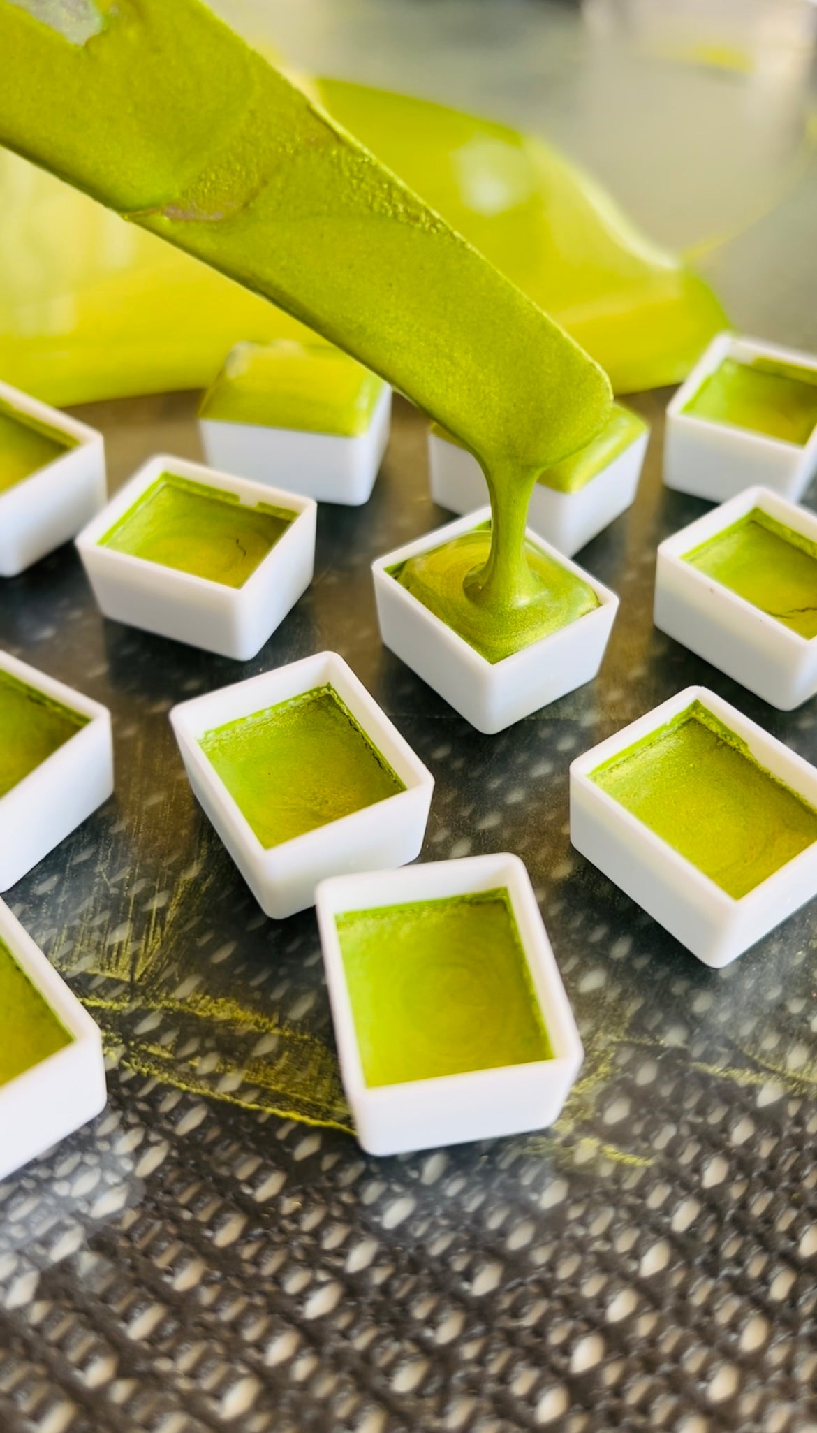 Metallic watercolour paint